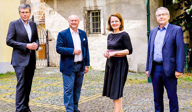 Hochrangiges ÖAAB-Bezirkstreffen in Mödling. Alexander Nowotny, Christiane Teschl-Hofmeister, Hans Stefan Hintner und Martin Schuster (v.r.).